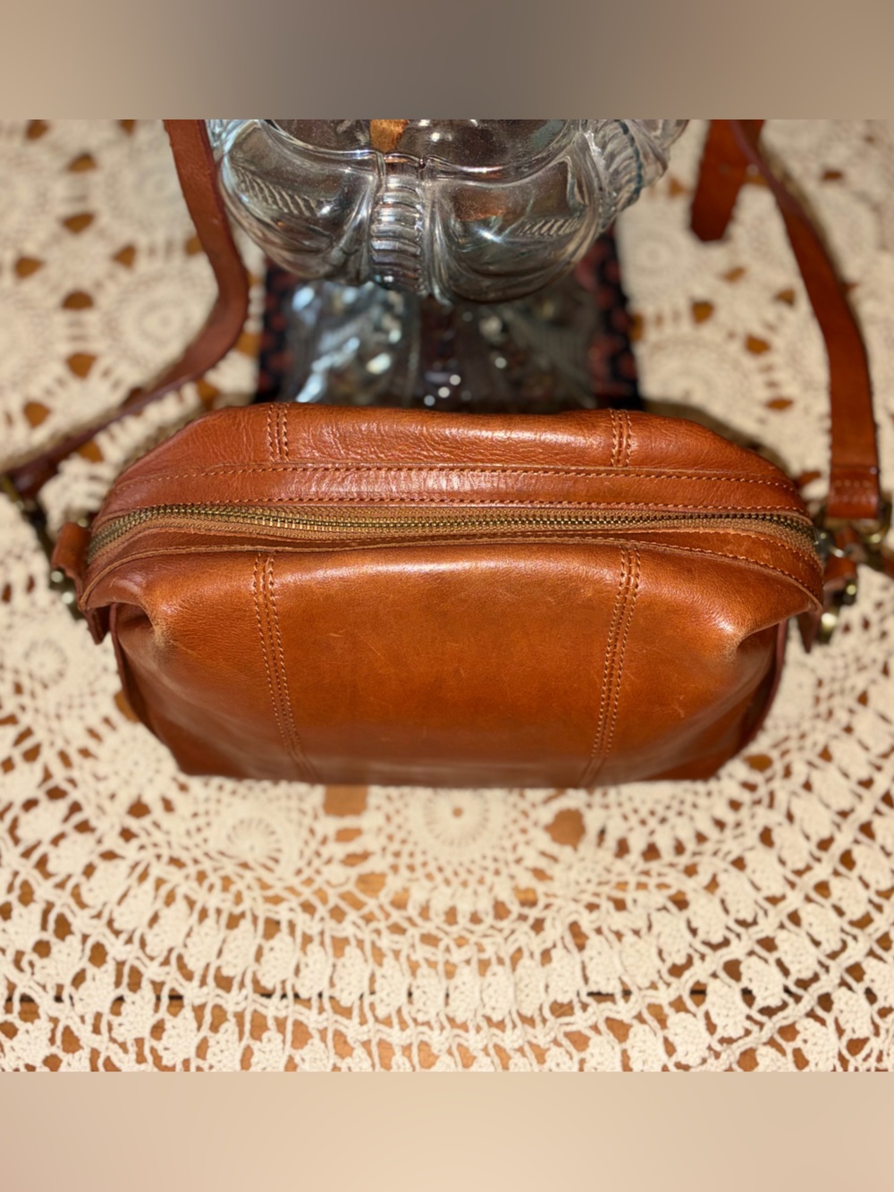 Madewell Glasgow Cognac Leather Crossbody Doctor's Bag - Picture 5 of 16